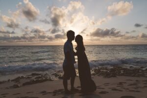 スマホでできるオンラインパーティー！スマホで顔を見て話しができる、ライトな婚活！